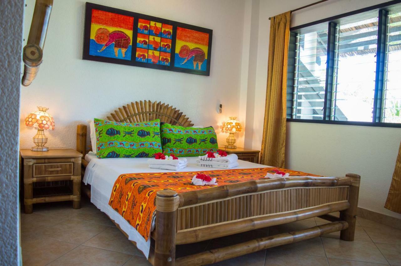 Dolphin House Resort Moalboal Exterior photo